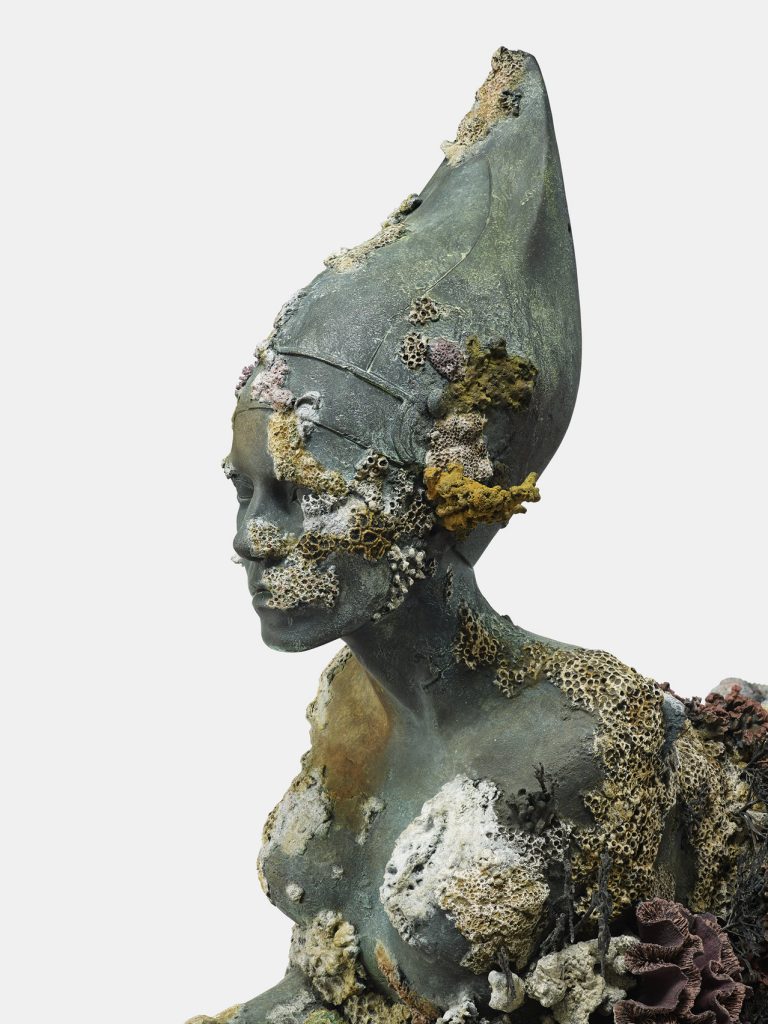 Damien Hirst, ‘Sphinx’, 《Treasures from the Wreck of the Unbelievable》. Photographed by Prudence Cuming Associates © Damien Hirst and Science Ltd. All rights reserved, DACS 2017.